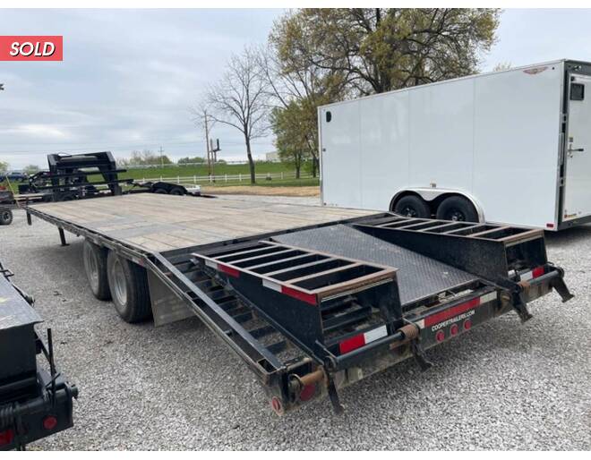 2019 Elite GN Flatbed 102X32 Flatbed GN at Cooper Trailers, Inc STOCK# UG30036 Photo 2