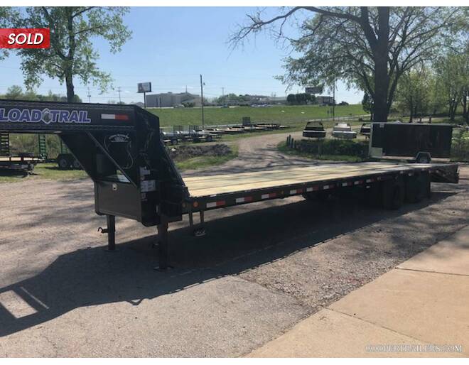 2020 Load Trail 24k Low-Pro Gooseneck 102x32 w/ MAX RAMPS Flatbed GN at Cooper Trailers, Inc STOCK# GTD08500 Exterior Photo