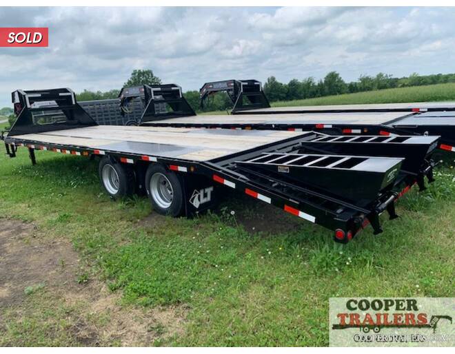 2020 Load Trail 30k Low-Pro Gooseneck 102x28 w/ Dove Flatbed GN at Cooper Trailers, Inc STOCK# GTB00916 Photo 4