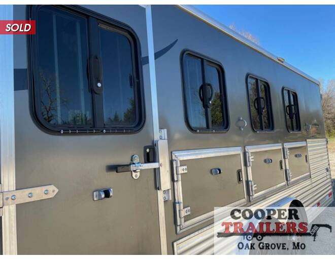 2016 Bison Laredo 4HS w/ Living Quarters  Horse GN at Cooper Trailers, Inc STOCK# UL05707 Photo 5