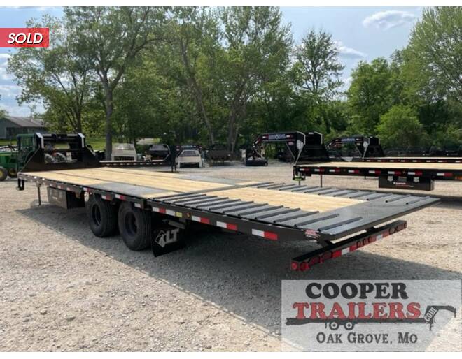 2024 Load Trail 24k Low-Pro Hyd. Dove GN 102X32 Flatbed GN at Cooper Trailers, Inc STOCK# GTH00264 Photo 2