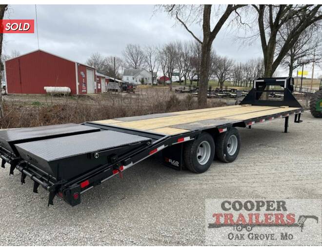 2022 Delco 24k Low-Pro Gooseneck 102x28 Flatbed GN at Cooper Trailers, Inc STOCK# GTB25657 Photo 3