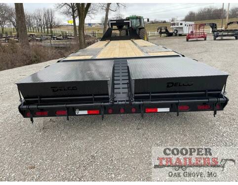 2022 Delco 24k Low-Pro Gooseneck 102x25 Flatbed GN at Cooper Trailers, Inc STOCK# GTA25656 Photo 4