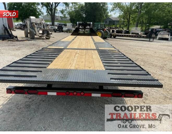 2024 Load Trail 25k Low-Pro Hyd. Dove GN 102X32 Flatbed GN at Cooper Trailers, Inc STOCK# GTH20956 Photo 3