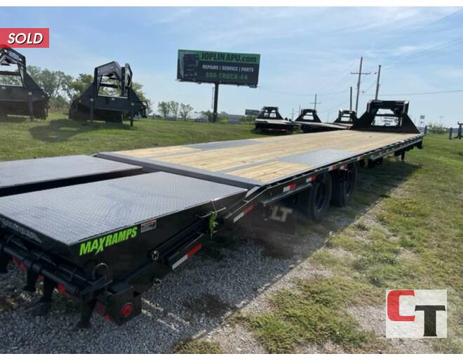 2024 Load Trail 25k GN Flatbed Low Pro 102X40 Flatbed GN at Cooper Trailers, Inc STOCK# GTF05552 Photo 6