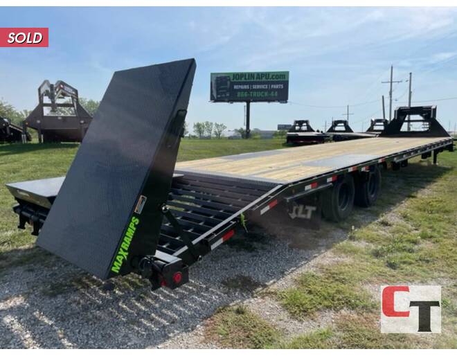 2024 Load Trail 25k GN Flatbed Low Pro 102X40 Flatbed GN at Cooper Trailers, Inc STOCK# GTF05552 Photo 9